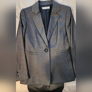Tahari Women's Pant suit- Grey and Black